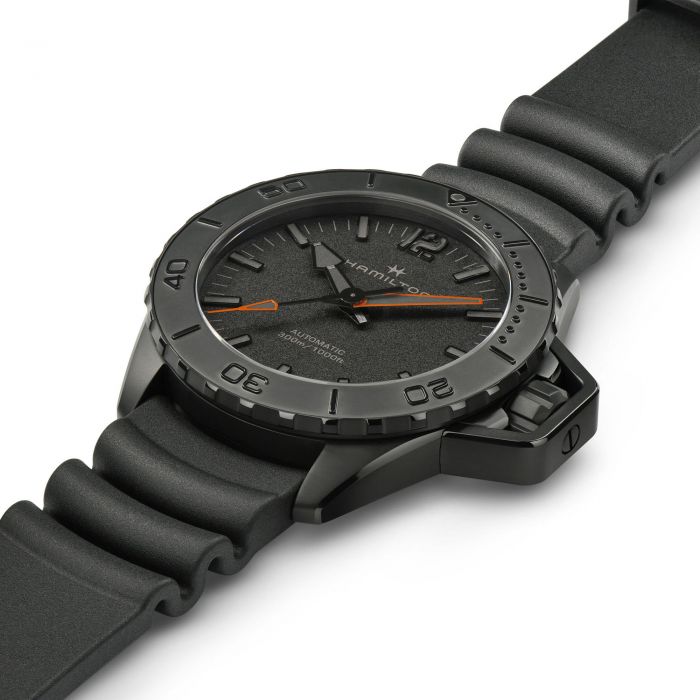 Khaki Navy Frogman Auto - Dial color:Black - H77845330 | Hamilton Watch