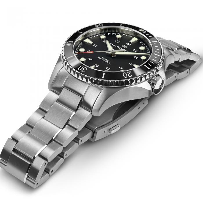 ハミルトン HAMILTON 腕時計 メンズ H82515130 カーキ ネイビー スキューバ オート 43mm KHAKI NAVY SCUBA AUTO 43mm 自動巻き（H-10/手巻き付） ブラックxシルバー アナログ表示