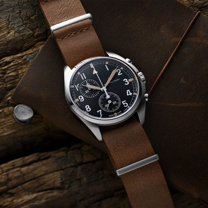 Khaki Aviation Pilot Pioneer Chrono Quartz - Dial color:Black - H76522531 |  Hamilton Watch