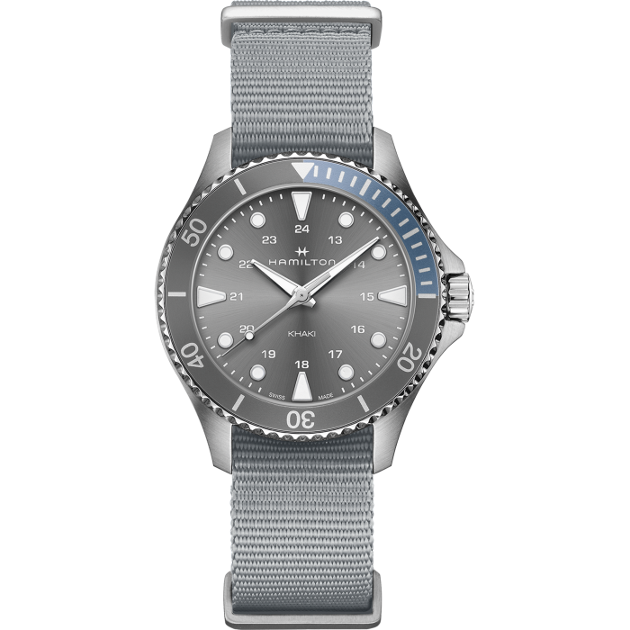 卡其海军系列Scuba Quartz | Hamilton Watch - H82211981 | Hamilton Watch