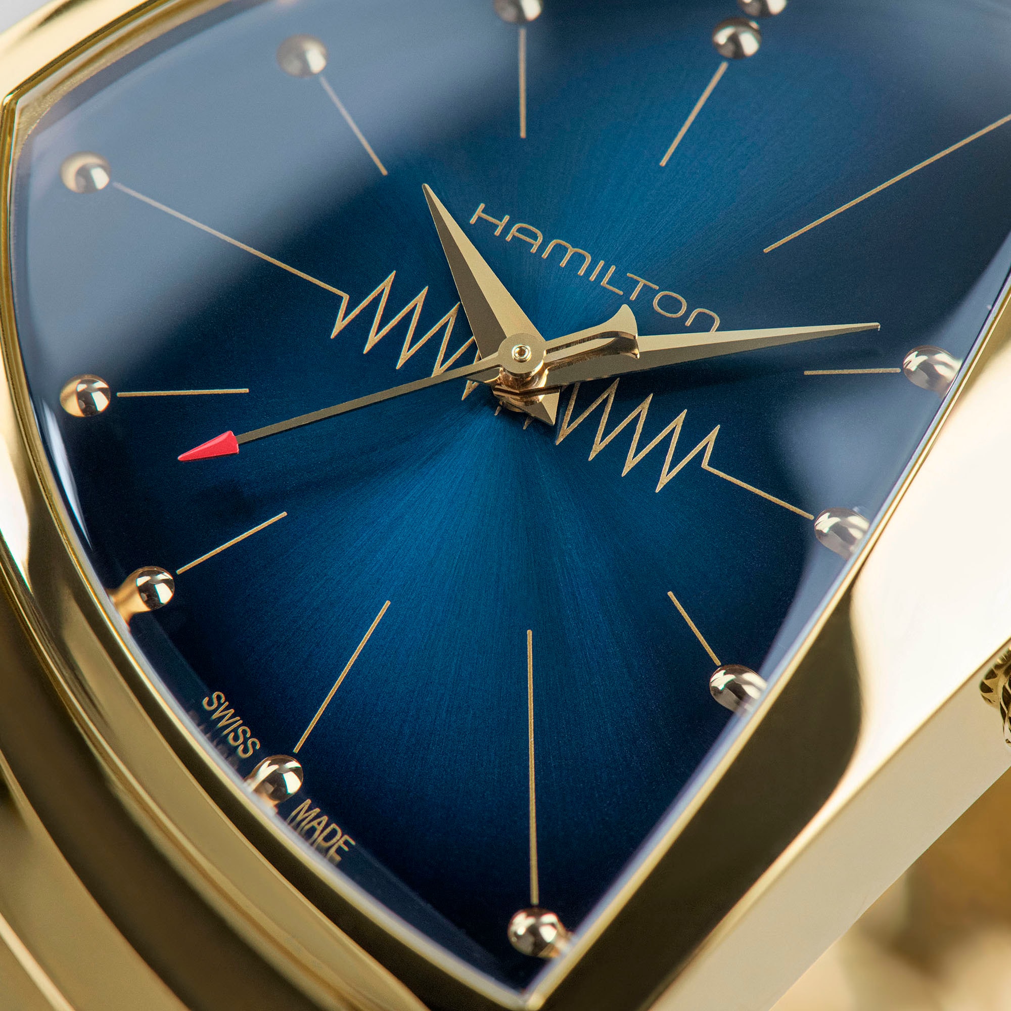 Ventura Quartz - Dial color:Blue - H24301141 | Hamilton Watch