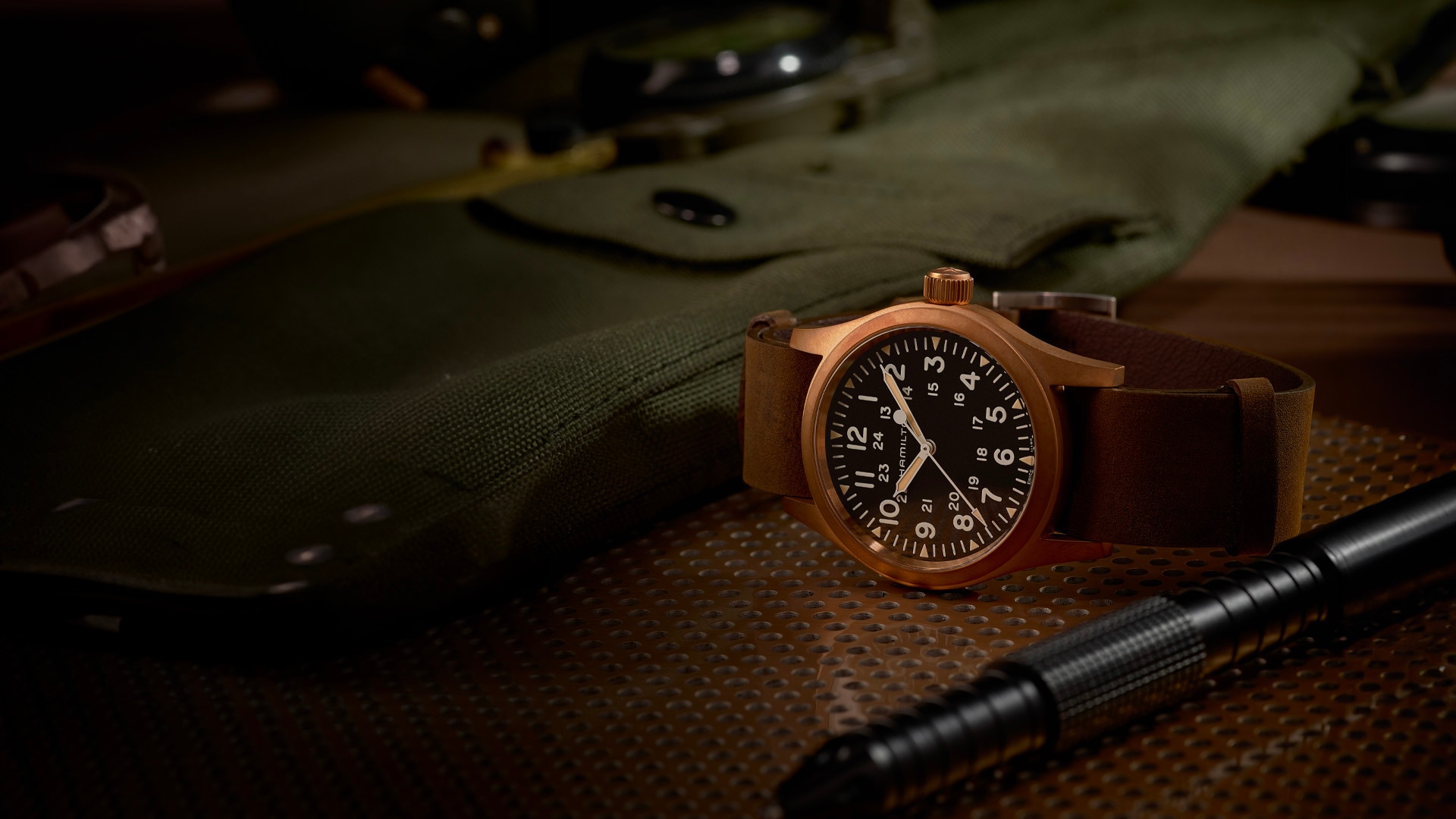 カーキ フィールド Mechanical Bronze - ダイヤルカラー:ブラック - H69459530 | Hamilton Watch